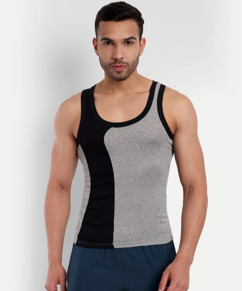 777 Club Gym Vest - Action